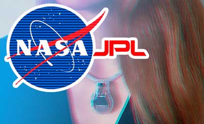 Read more about the article H NASA σου σχεδίασε μενταγιόν που δονείται όταν πας να αγγίξεις το πρόσωπό σου